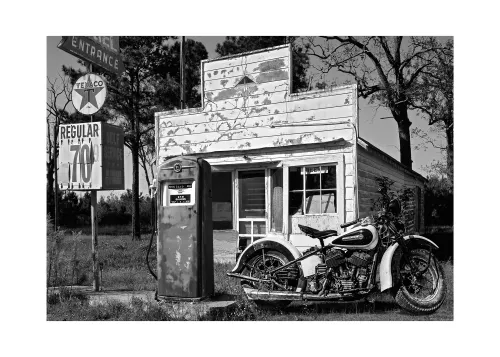 Artmuze Abandoned gas station (300282)